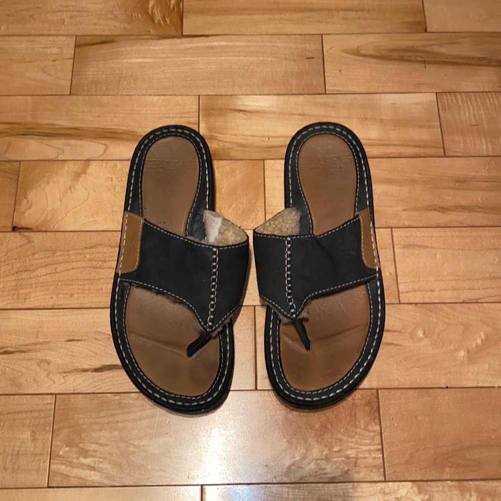 UGG Sandals